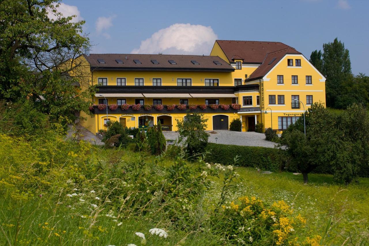 Hotel Stich Manhartsbrunn Exterior photo